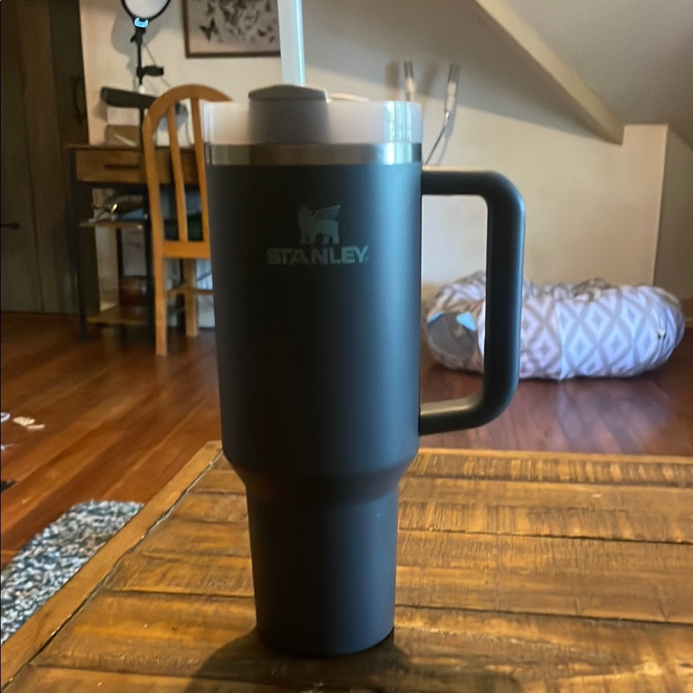 Stanley Matte Black Travel Mug with Handle